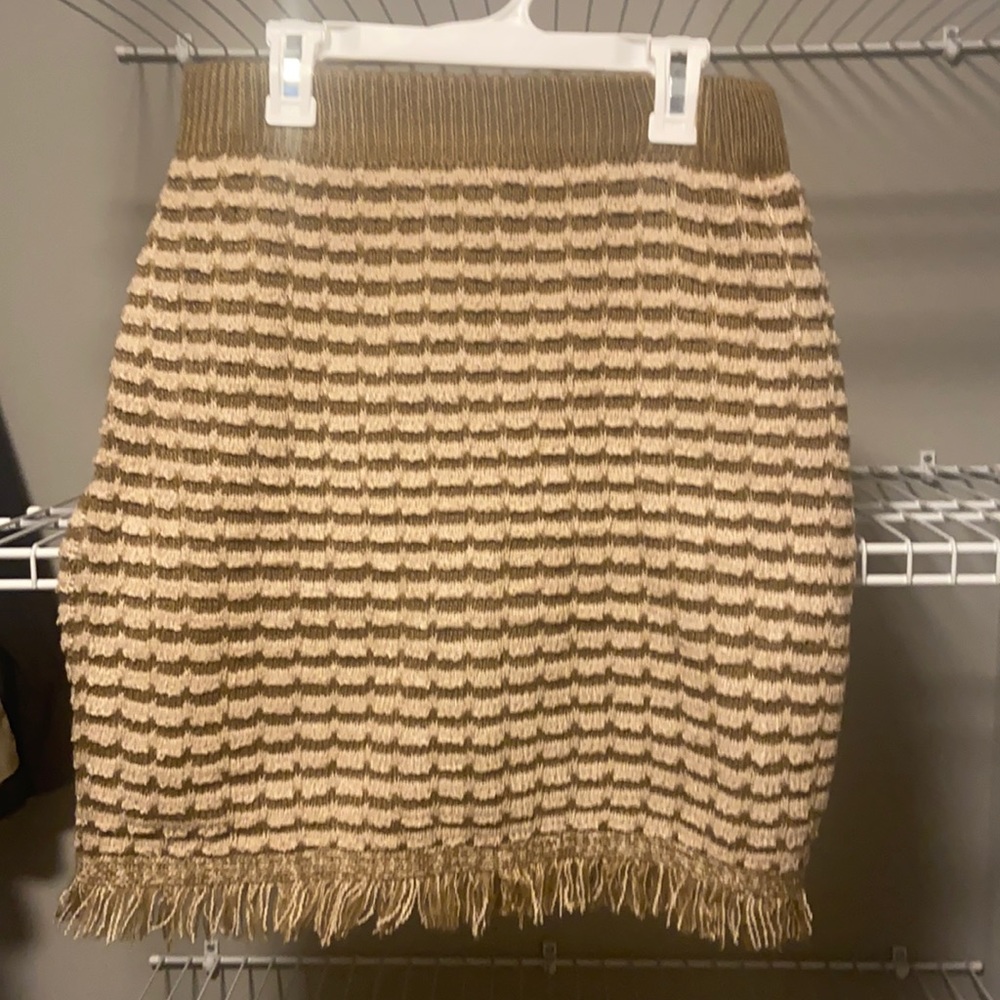 NWOT * Very J Tan & Mocha Sweater Skirt Sz Medium